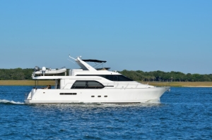luxury-yacht-1432204618zpu